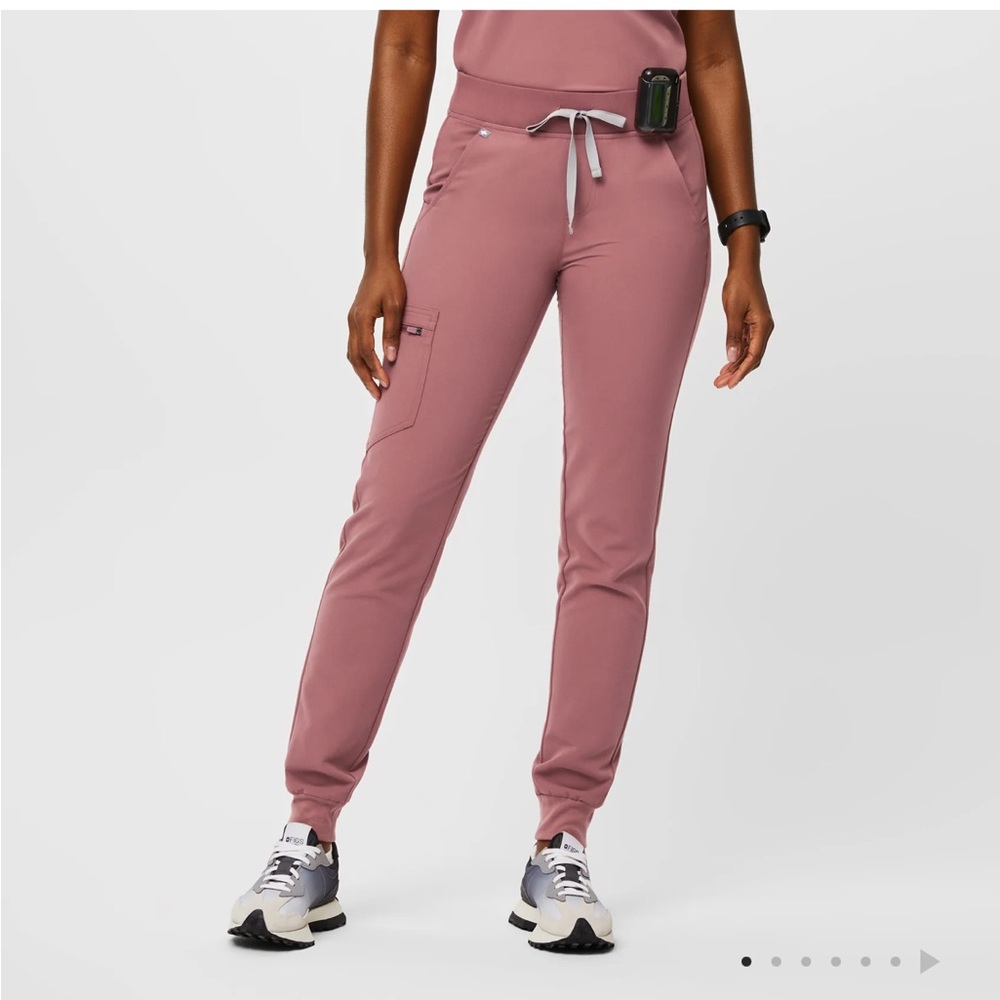Figs Mauve Zamora Jogger Pants